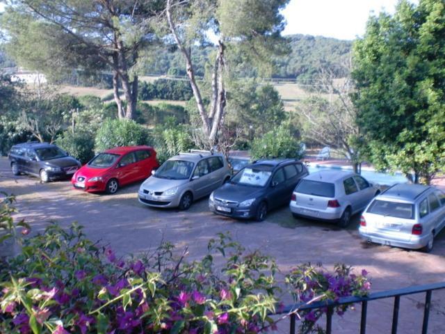 Puig Gros Hotel Montras ภายนอก รูปภาพ