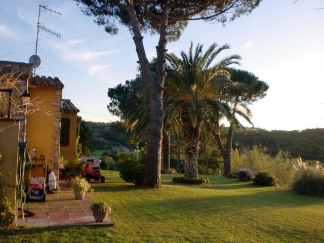 Puig Gros Hotel Montras ภายนอก รูปภาพ